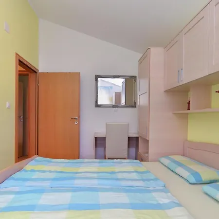 Appartement Fuer 4 Personen Ca 75 Qm In Pula, Istrien Istrische Riviera Pula