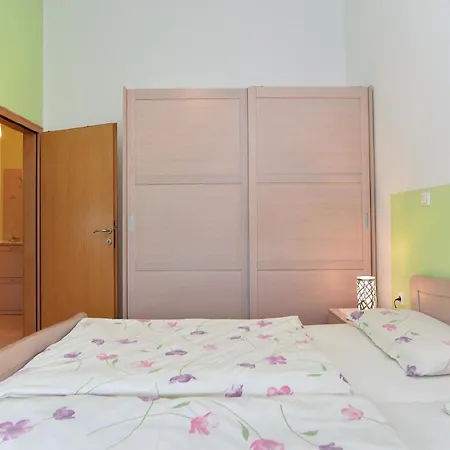 Appartement Fuer 4 Personen Ca 75 Qm In Pula, Istrien Istrische Riviera *