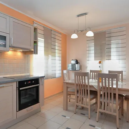 Fuer 4 Personen Ca 75 Qm In Pula, Istrien Istrische Riviera Appartement