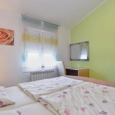 Appartement Fuer 4 Personen Ca 75 Qm In Pula, Istrien Istrische Riviera Pula