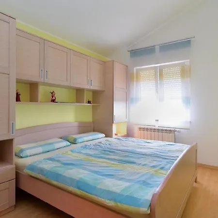 Fuer 4 Personen Ca 75 Qm In Pula, Istrien Istrische Riviera Apartment Pula
